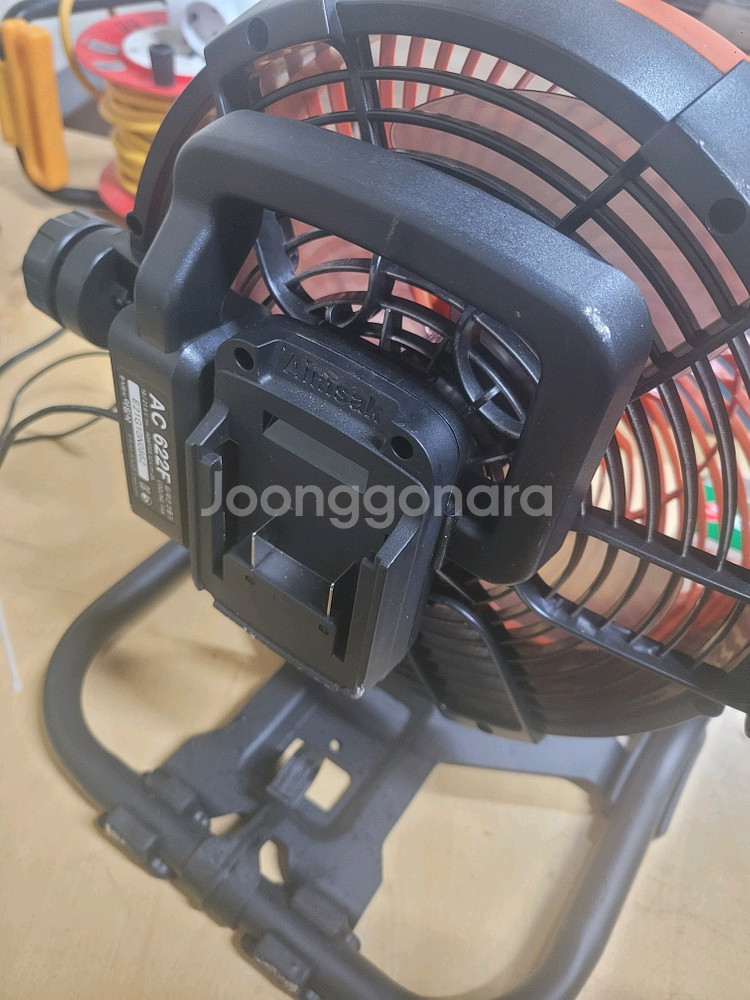 아임삭 무선선풍기 및 임팩드릴--0