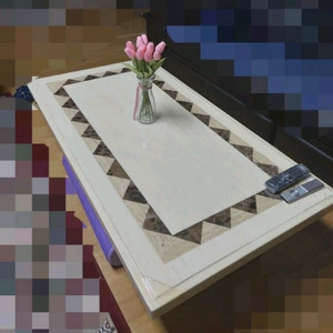 돌 테이블