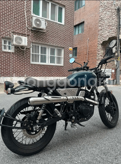 20년식 부캐너125 (75XX키로) 싸게 판매합니다.--2