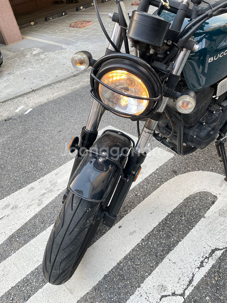 20년식 부캐너125 (75XX키로) 싸게 판매합니다.--9