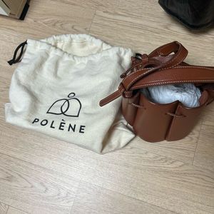폴렌느 누메로 위트 브라운