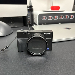 rx100m7 개봉만한 새상품에 풀구성