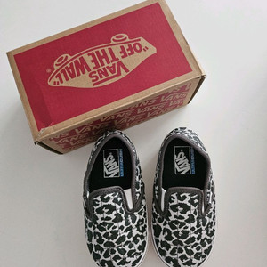 반스 슬립온