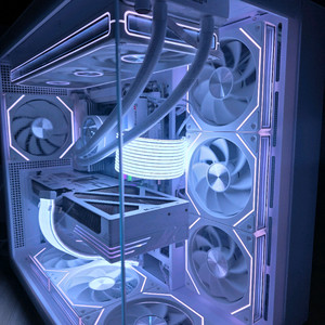 라이젠. 7800X3D RTX5070TI 본체