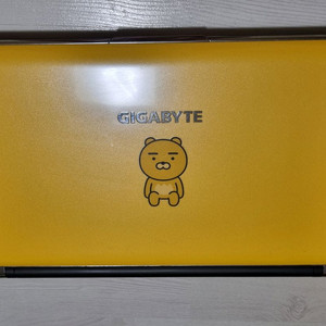 기가바이트 p25 노트북