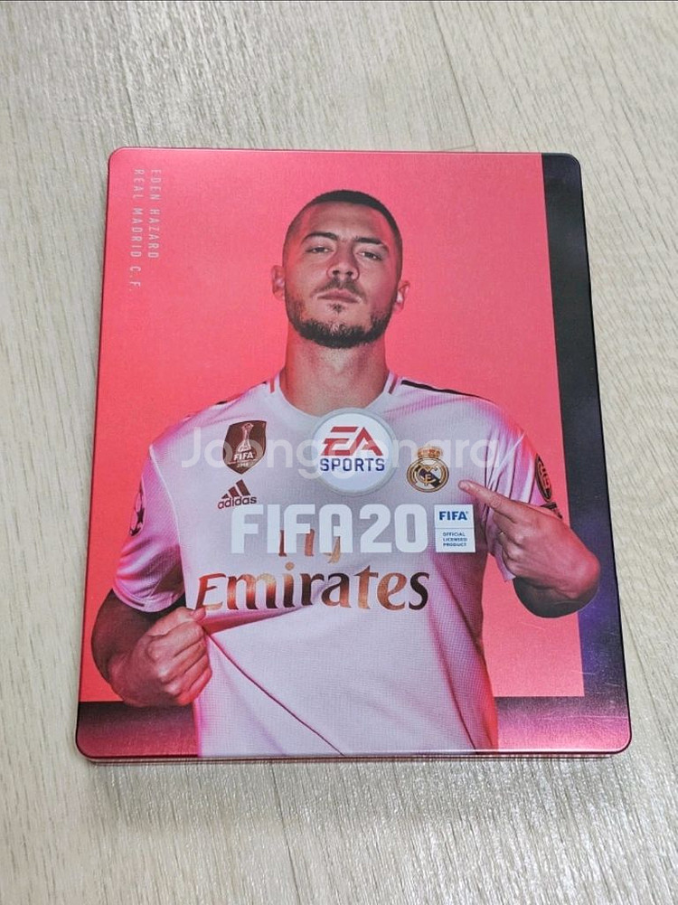 FIFA 20 스틸북 (PS4, PS5 사용 가능) 팜--0