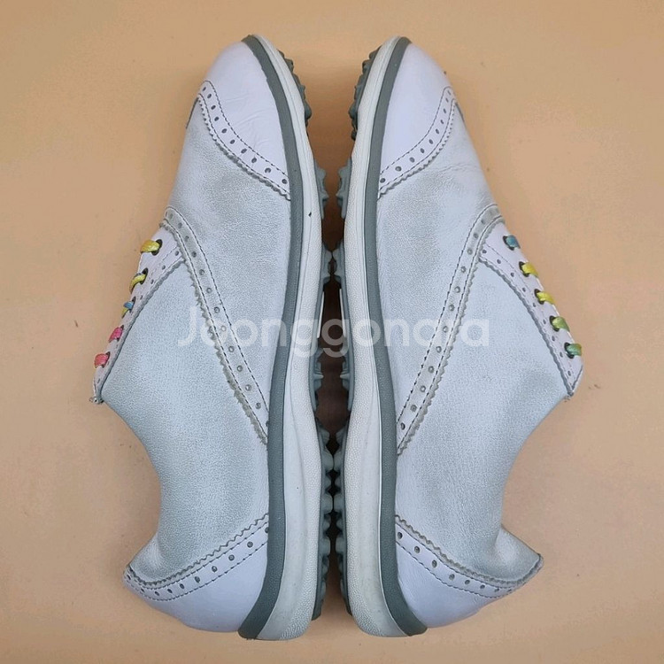 풋조이 로프로 스파이크리스 여성골프화230--4