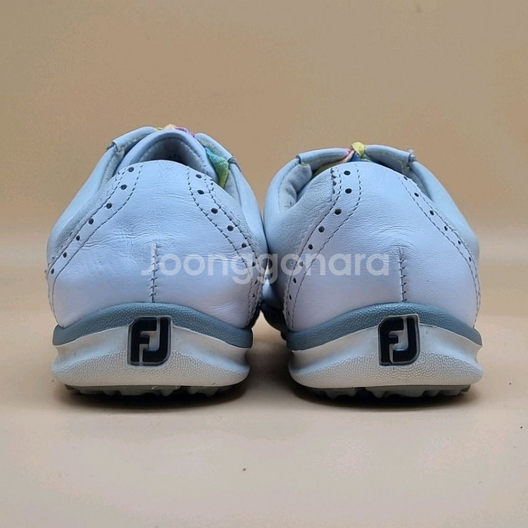 풋조이 로프로 스파이크리스 여성골프화230--3