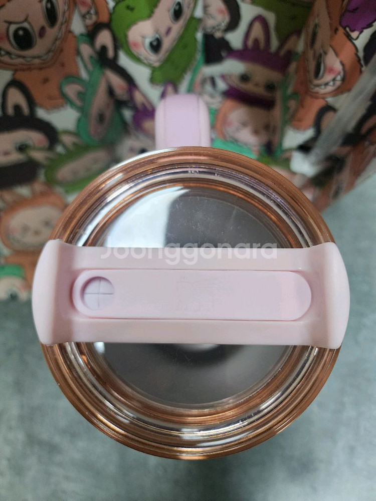 (택배비포함) 라부부 스탠리텀블러 판매합니다.--7