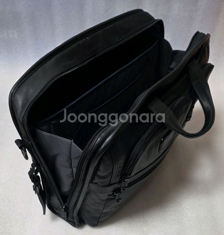 투미 알파2 컴팩트 라지스크린 랩탑 브리프 96114D--7