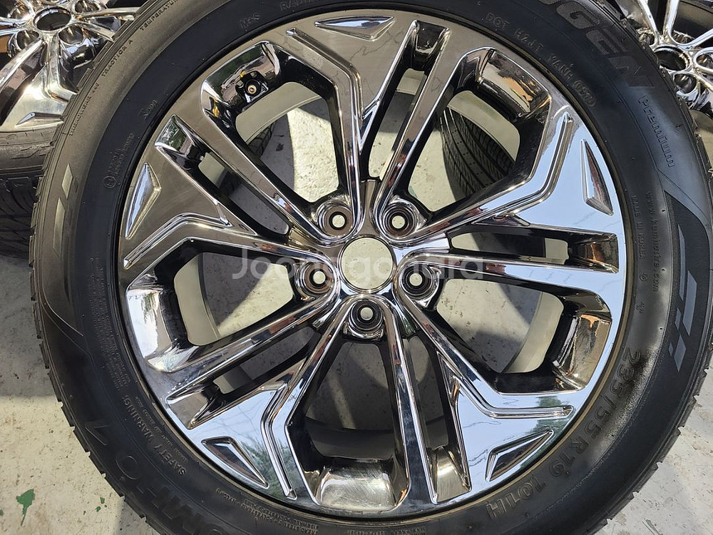 싼타페TM 19인치 2355519 크롬 휠타이어 팝니다--1