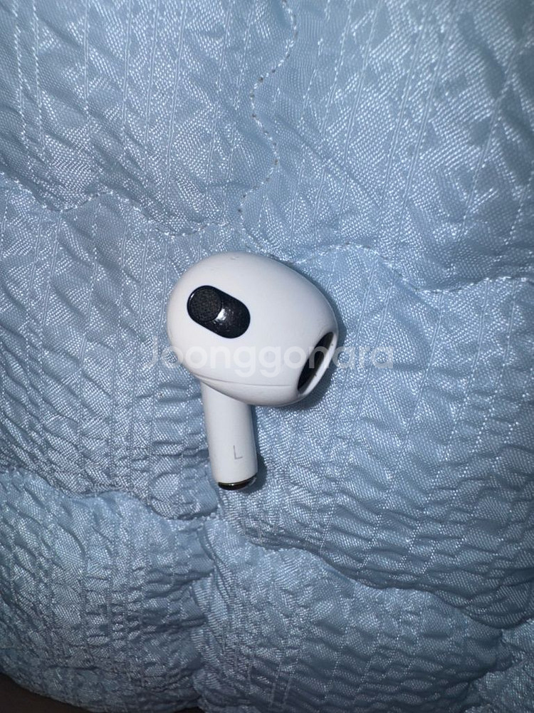 (택포)에어팟3 본체와 오른쪽 유닛 팝니다!--4