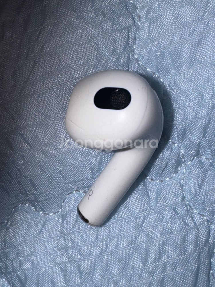 (택포)에어팟3 본체와 오른쪽 유닛 팝니다!--3