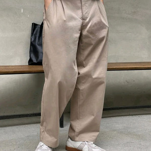 노드아카이브 와이드 테이퍼드 치노 팬츠 1