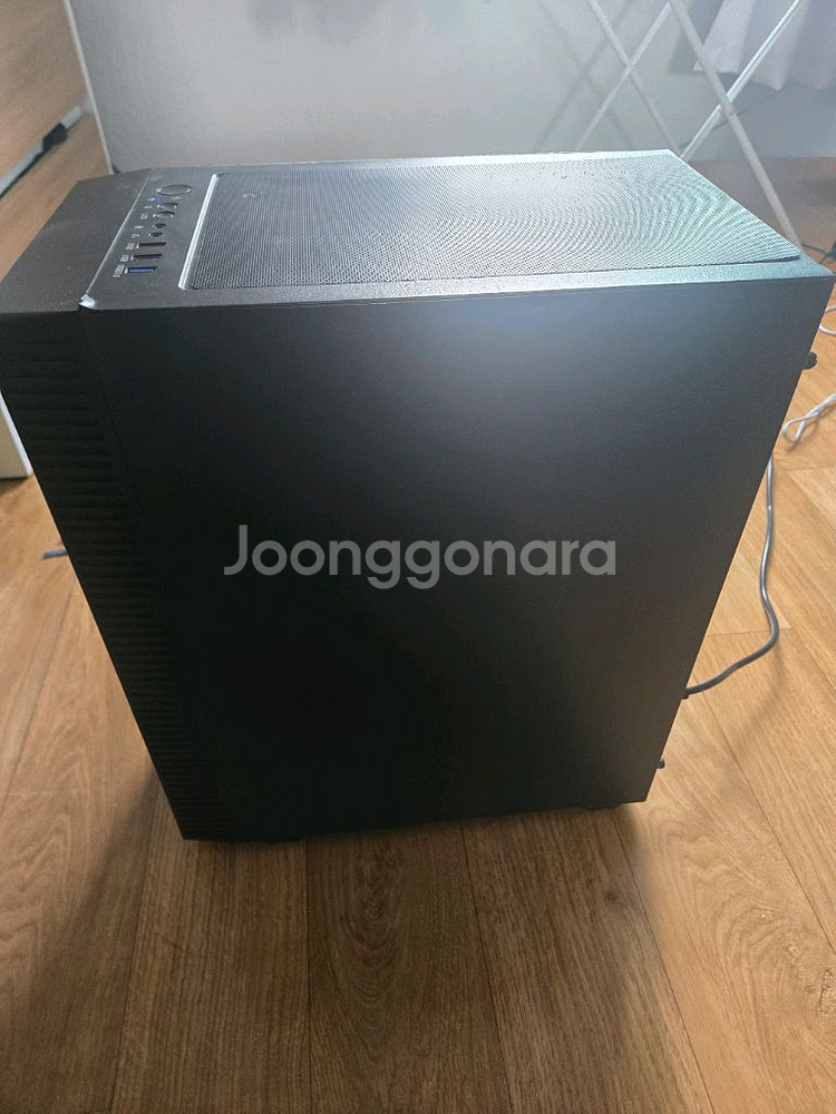 게이밍 컴퓨터 세트 GTX3060 팝니다.--2