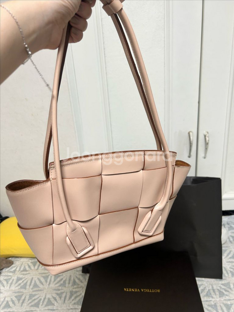 보테가베네타 아르코 33 누드베이지--4