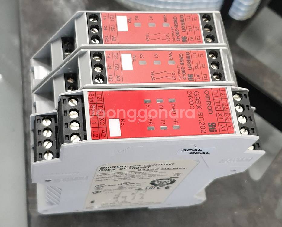 omron 세이프티 릴레이 G9SB-200-D 판매--1