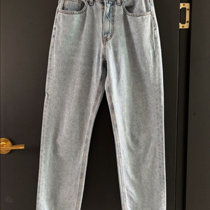 망고매니플리즈 LIGHT REGULAR JEANS