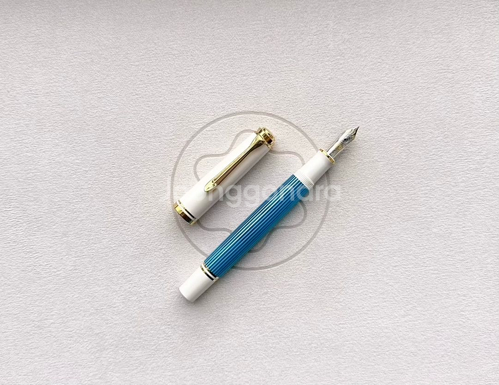 펠리칸 M600 터콰이즈 화이트 EF 만년필--2
