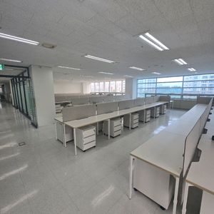 퍼시스 데스커책상 판매합니다