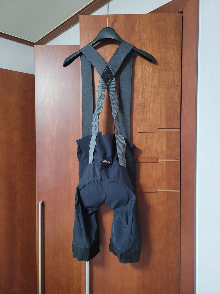 아소스 이큅 RS 빕숏 타르가 이미지