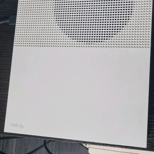Xbox one s 판매합니다