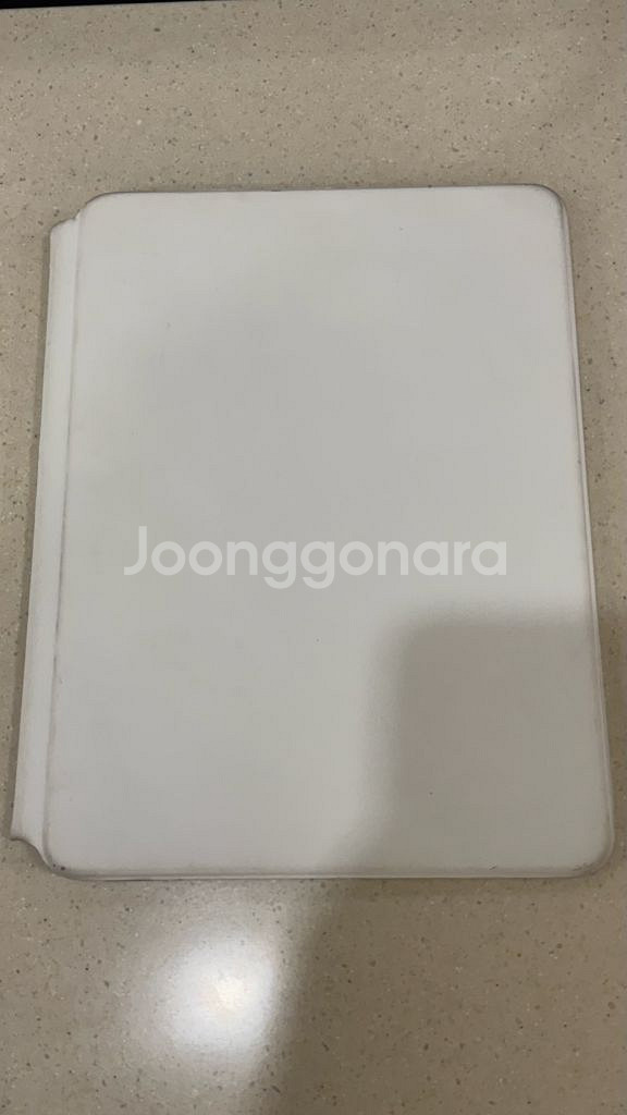 아이패드 매직 키보드 팝니다.--1