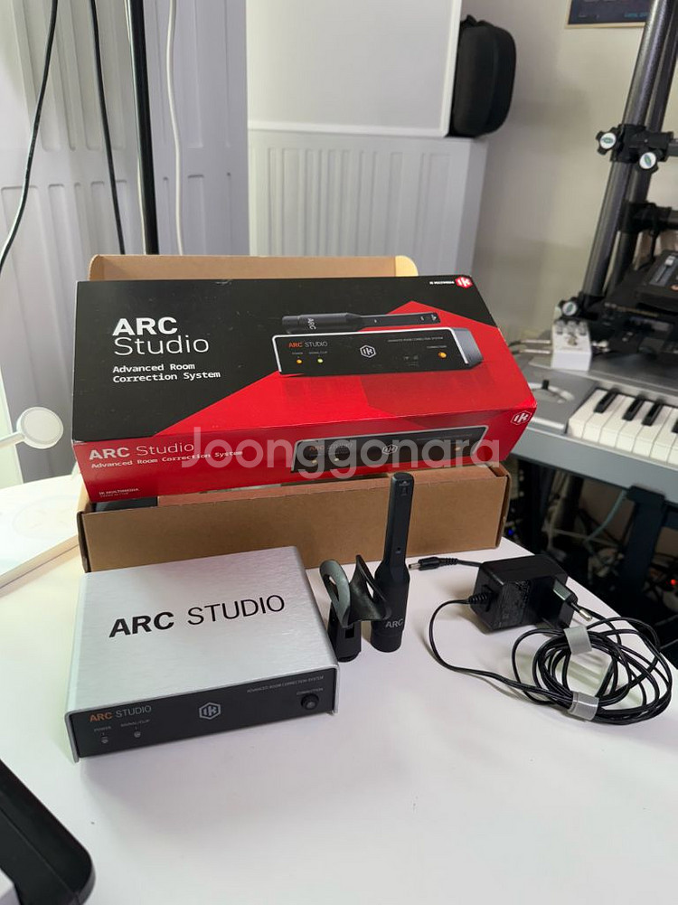 IK Multimedia ARC Studio 룸보정--0