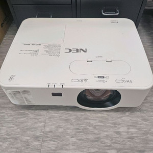 빔프로젝터 극단초점 풀hd nec 프로젝터