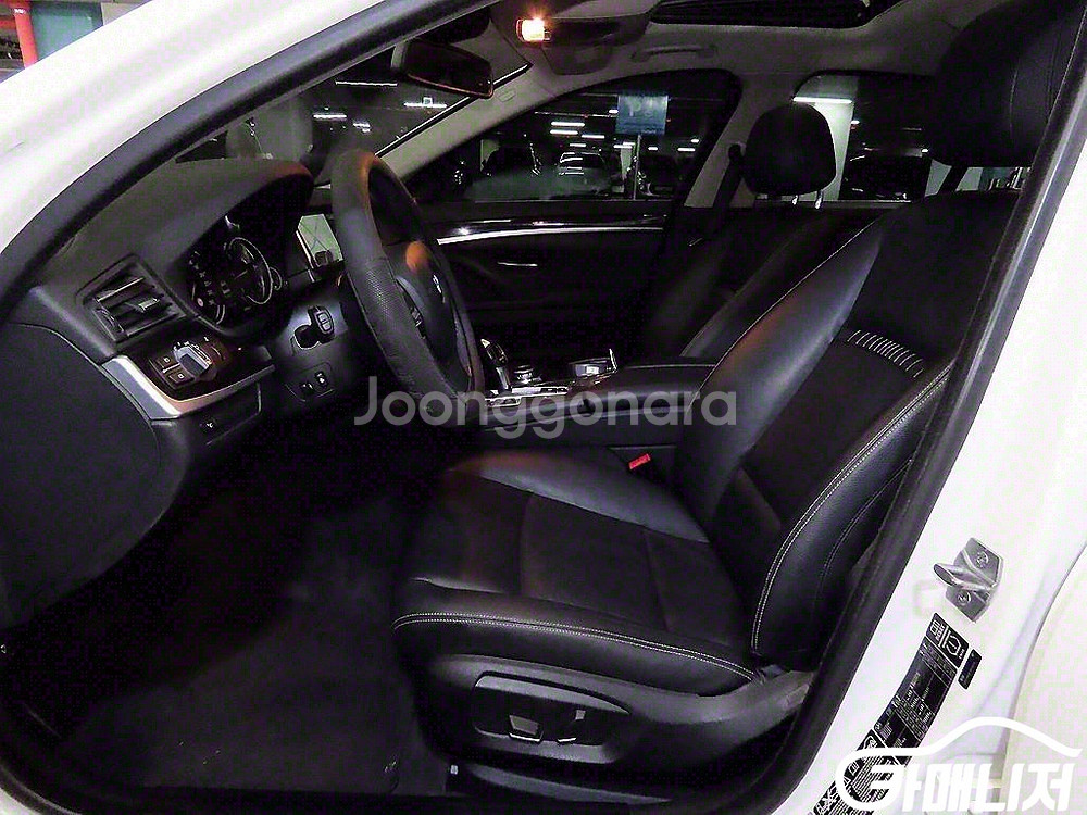 [BMW]5시리즈 (F10) 520d xDrive 럭셔--5