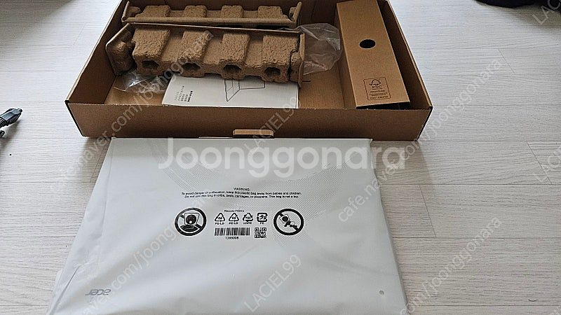 Acer Aspire Lite 16 노트북 판매합니다.--4
