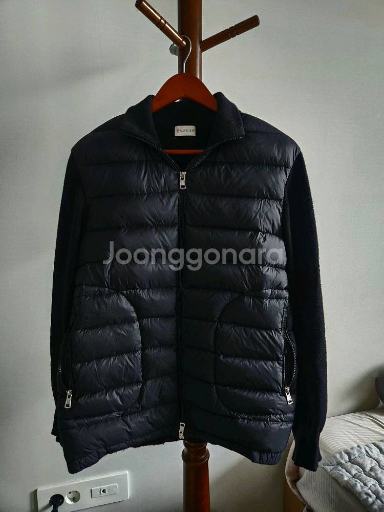 몽클레어 경량패딩--0