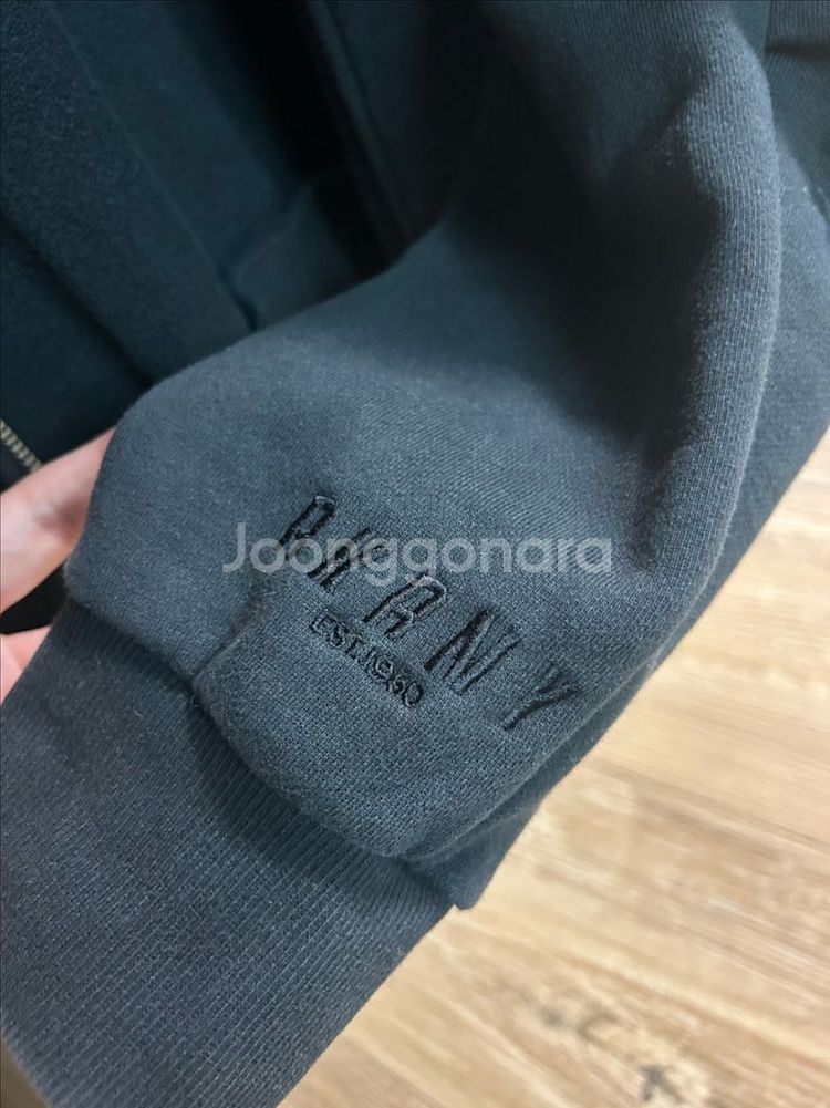 버커루 검정색 후드집업--3