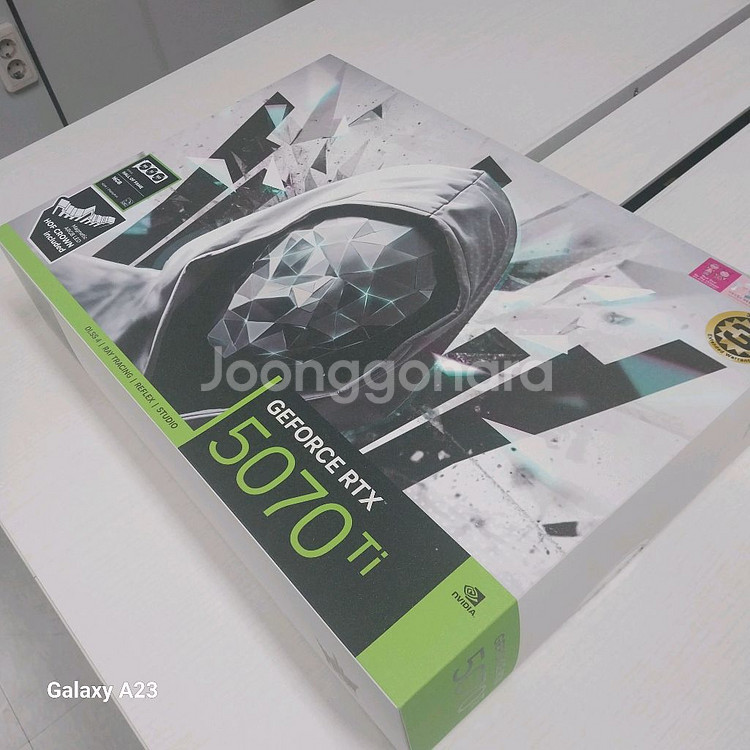 미개봉) 갤럭시 RTX5070 Ti HOF GAMING--0