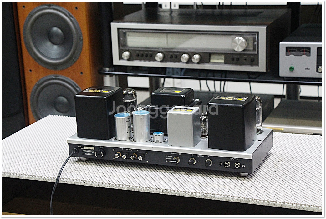 럭스만 진공관 명기 파워앰프 LUXKIT KMQ 60--7