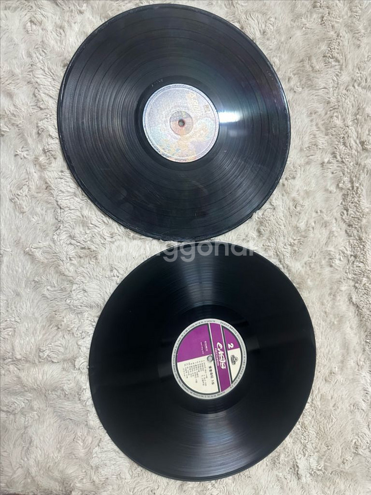 주현미 인기 LP 2장 (자켓없음) 일괄 판매합니다--3
