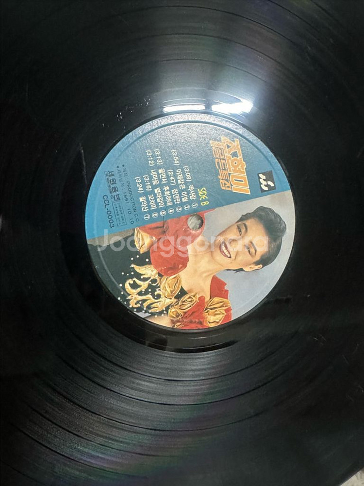 주현미 인기 LP 2장 (자켓없음) 일괄 판매합니다--5
