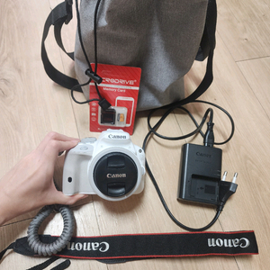 캐논 EOS 100d 화이트 카메라