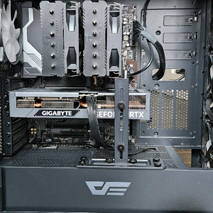 인텔 i7-13700/RTX 4070 조립 PC 컴퓨터