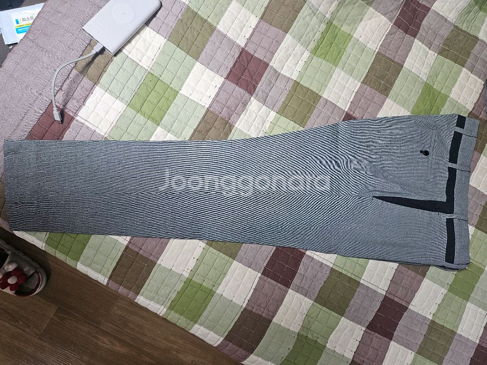 닐바렛 네이비 그레이 체크 정장2벌 팬츠2종 팝니다--3