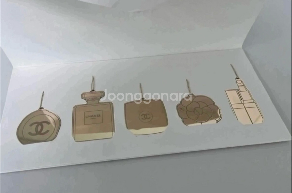 샤넬 no5 파우치 샤넬뷰티vip파우치,샤넬 참장식--0