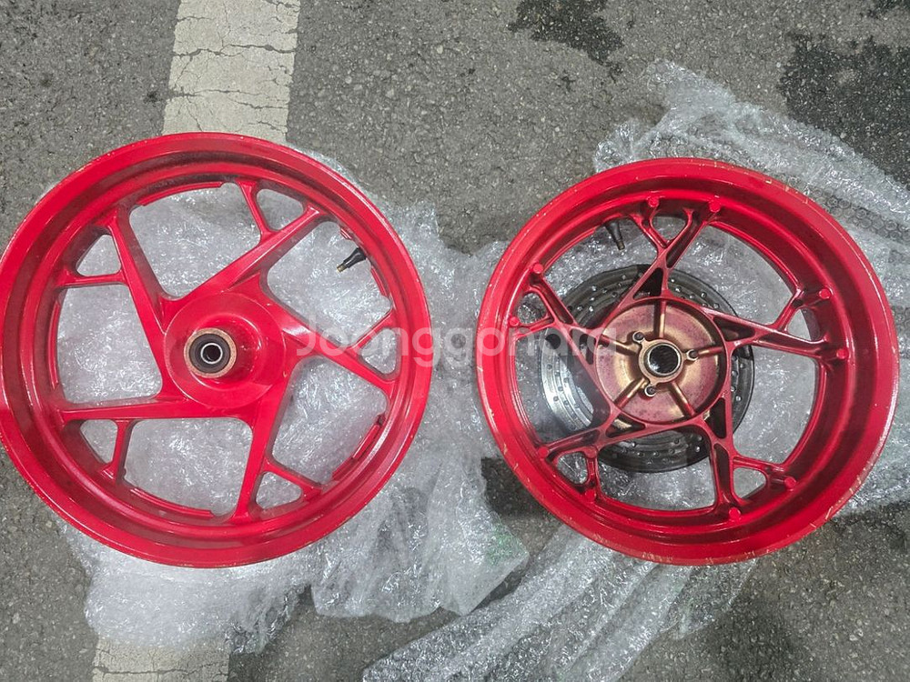 xmax 앞 뒤 휠 판매합니다--2