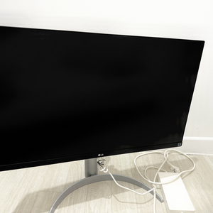 lg 27up850 판매합니다 4k모니터