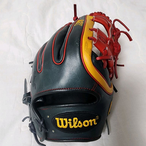 윌슨 A2K 내야 11.5 팝니다. 야구 글러브