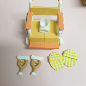 실바니안 휠체어, 목발세트