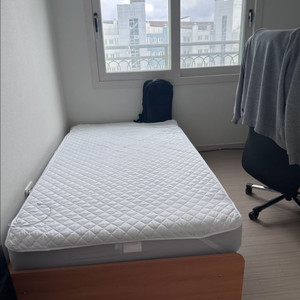 싱글 침대판매합니다(매트리스+서랍형나무프레임)