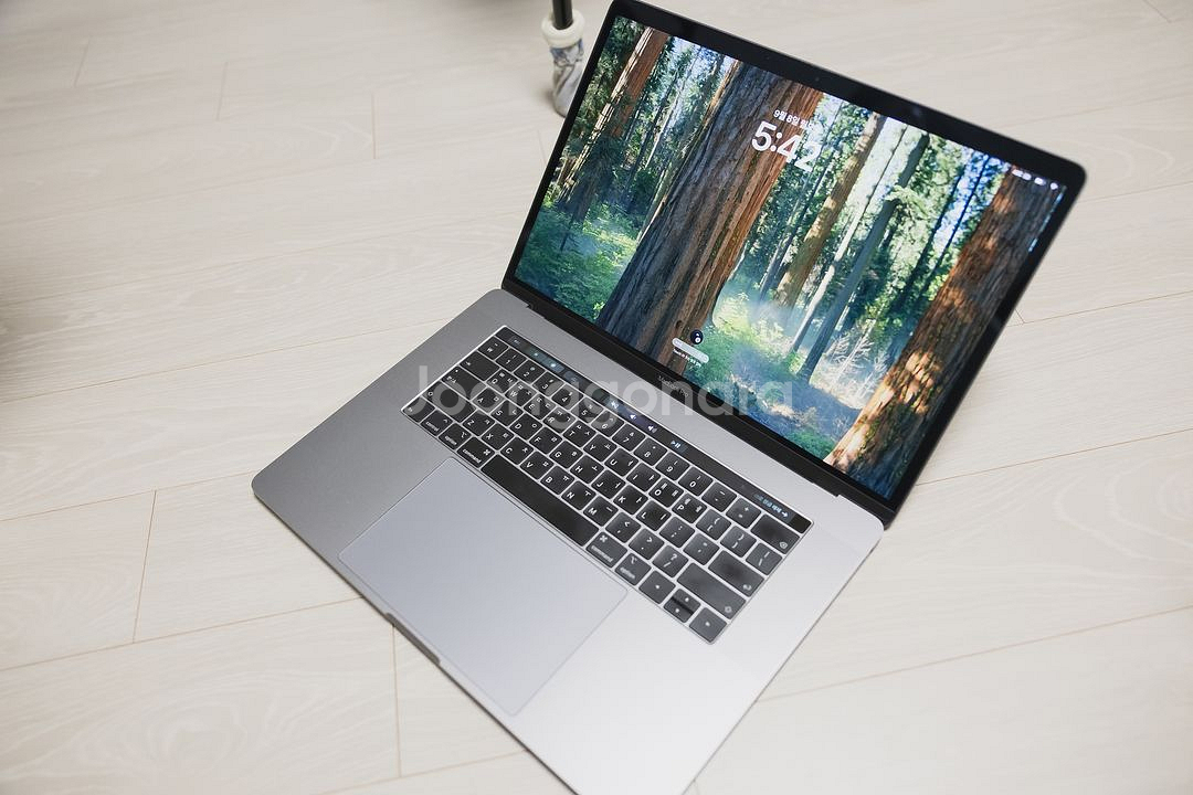 맥북프로 2019, 15inch, i9, 32gb--6
