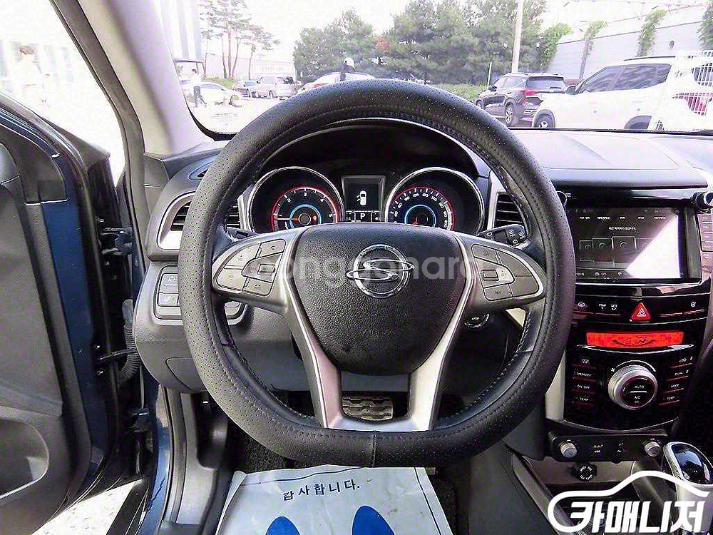 [KG모빌리티(쌍용) ]티볼리 디젤 4WD 1.6 LX--7