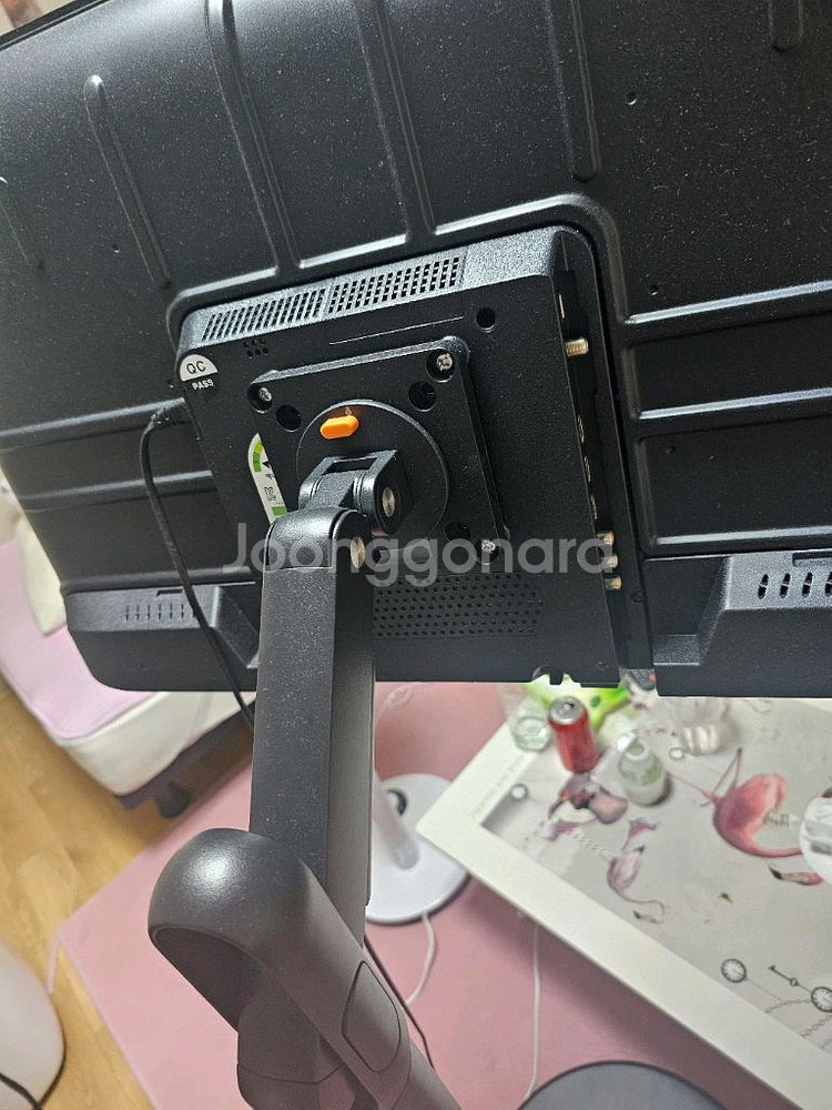 뮤빙스텐드 스마트 삼틴바이미32인치--1