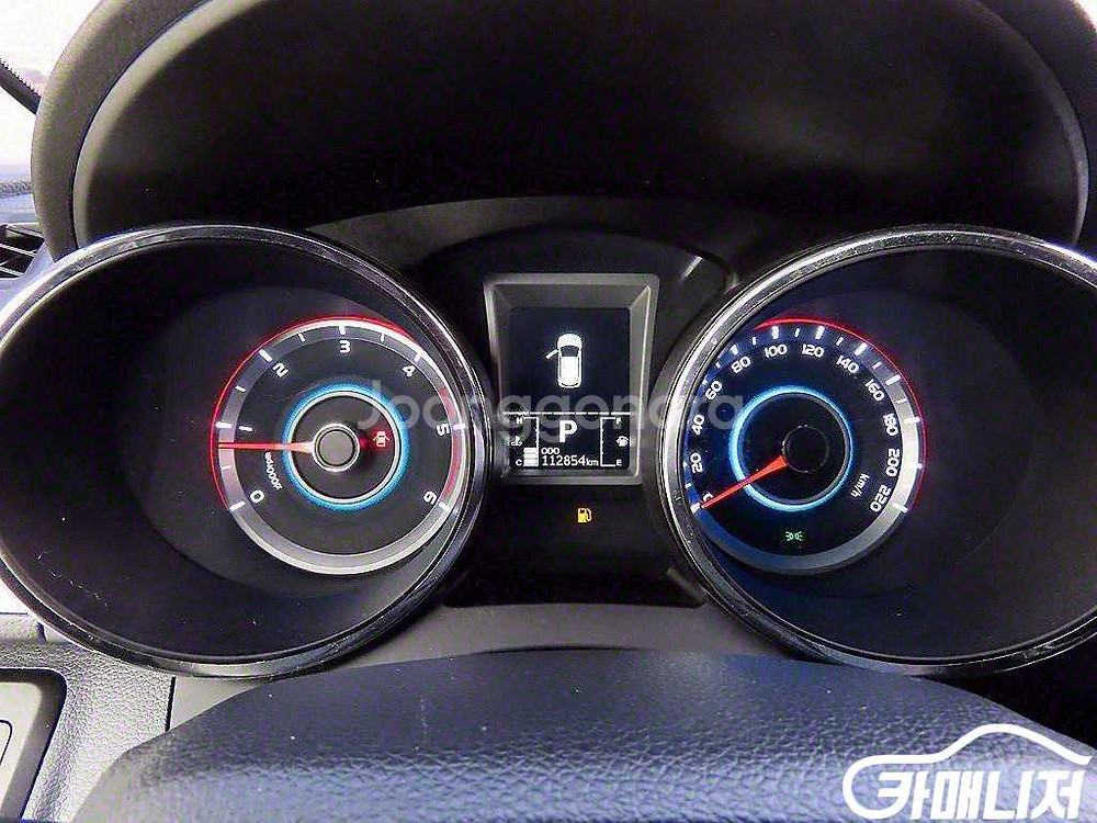 [KG모빌리티(쌍용) ]티볼리 디젤 4WD 1.6 LX--8